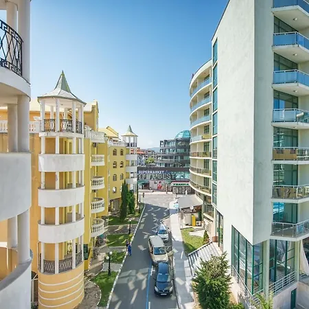 In Victoria 2* 써니비치